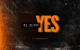 Diseño oscuro y urbano con textura desgastada en negro y naranja. En el centro aparece el texto “EL DIJO YES” en letras grandes, destacando la palabra YES en color naranja. Imagen de portada para un artículo de 3CONDONS sobre hombres que cumplen lo que dicen y la diferencia entre el deseo real y las promesas vacías.